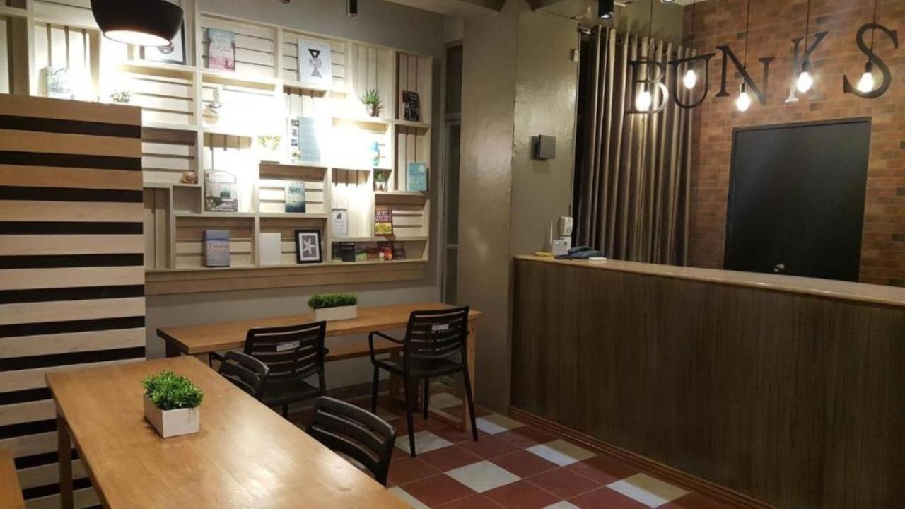 Bunks Hostel (Adults Only) Cebu Екстер'єр фото