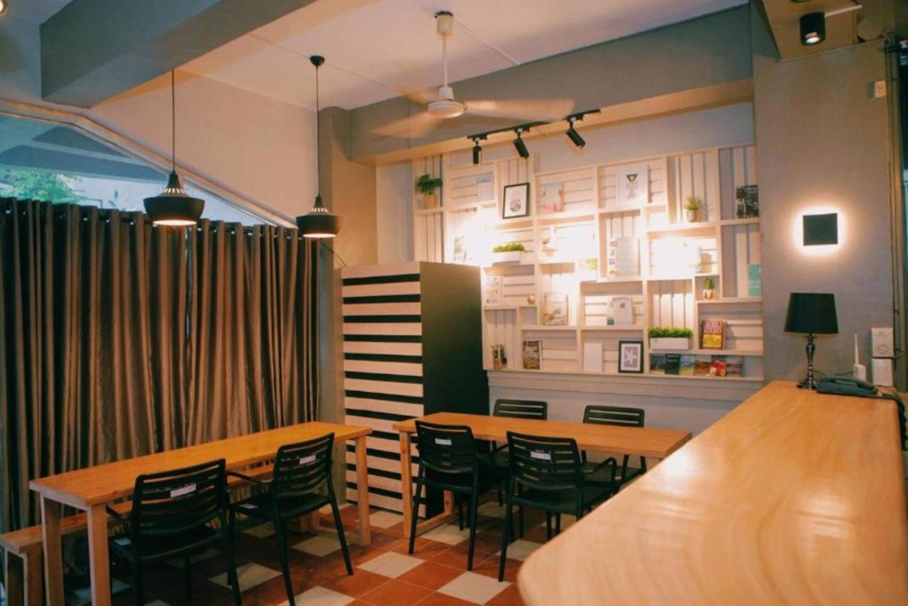 Bunks Hostel (Adults Only) Cebu Екстер'єр фото