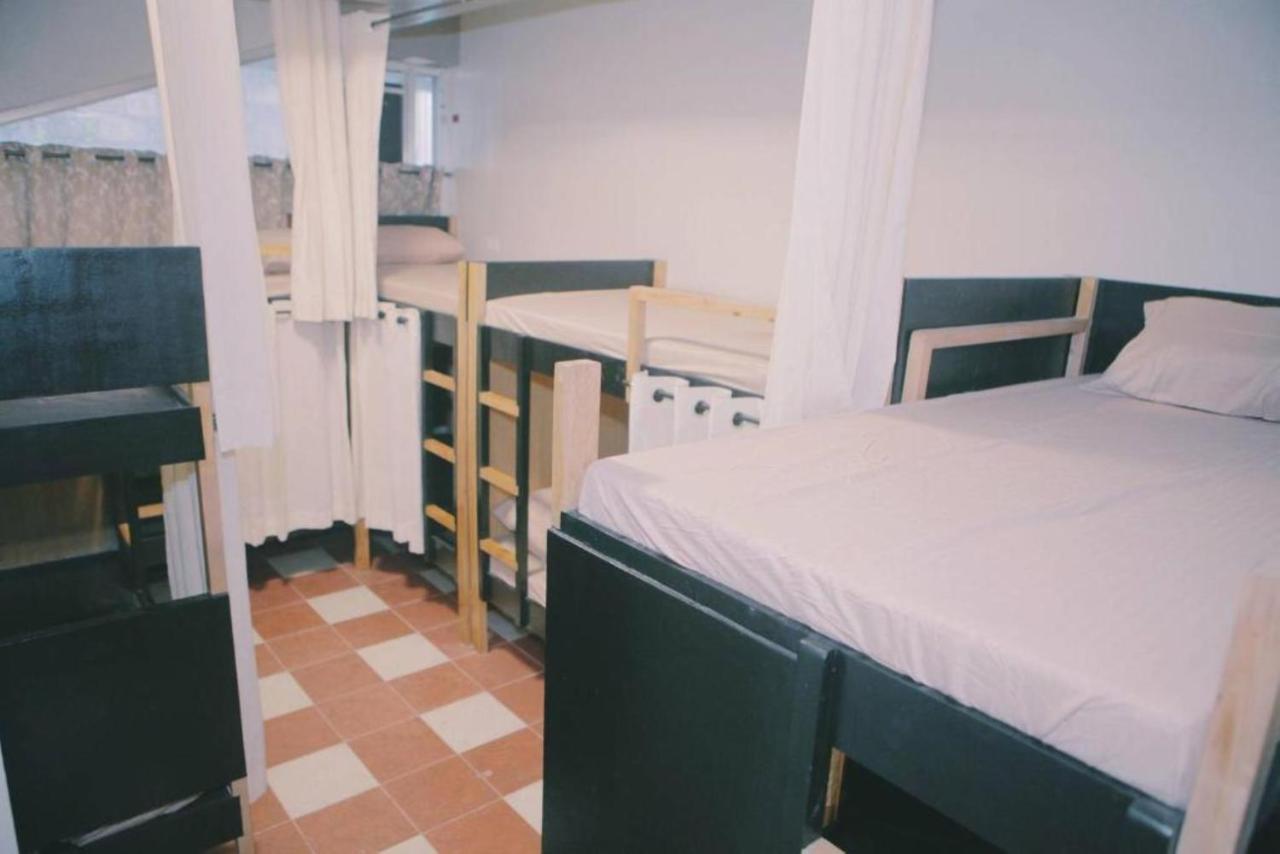 Bunks Hostel (Adults Only) Cebu Екстер'єр фото