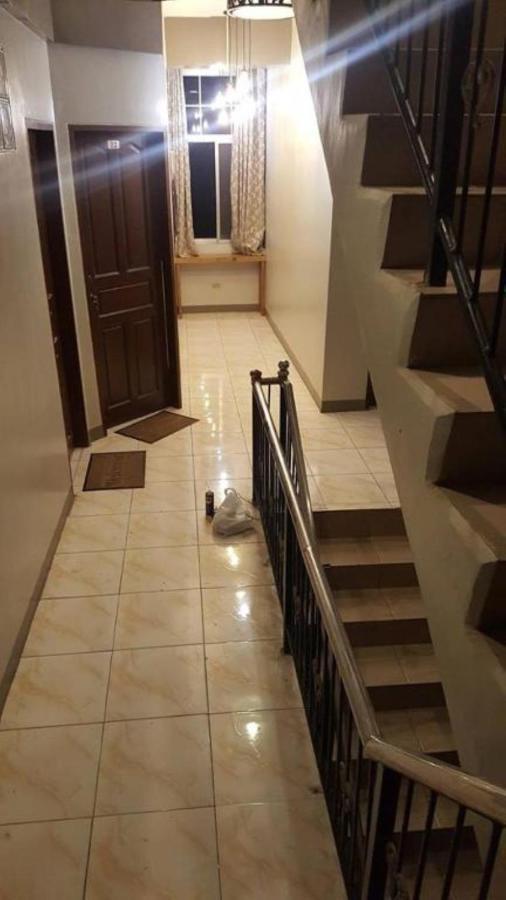 Bunks Hostel (Adults Only) Cebu Екстер'єр фото
